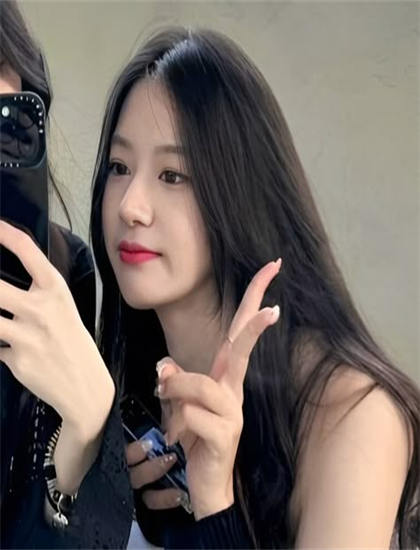 《孤芳不自赏寻芳纪》详细剧情反思解析惊艳四座的：从开场到结局的完整叙事分析，导演剪辑